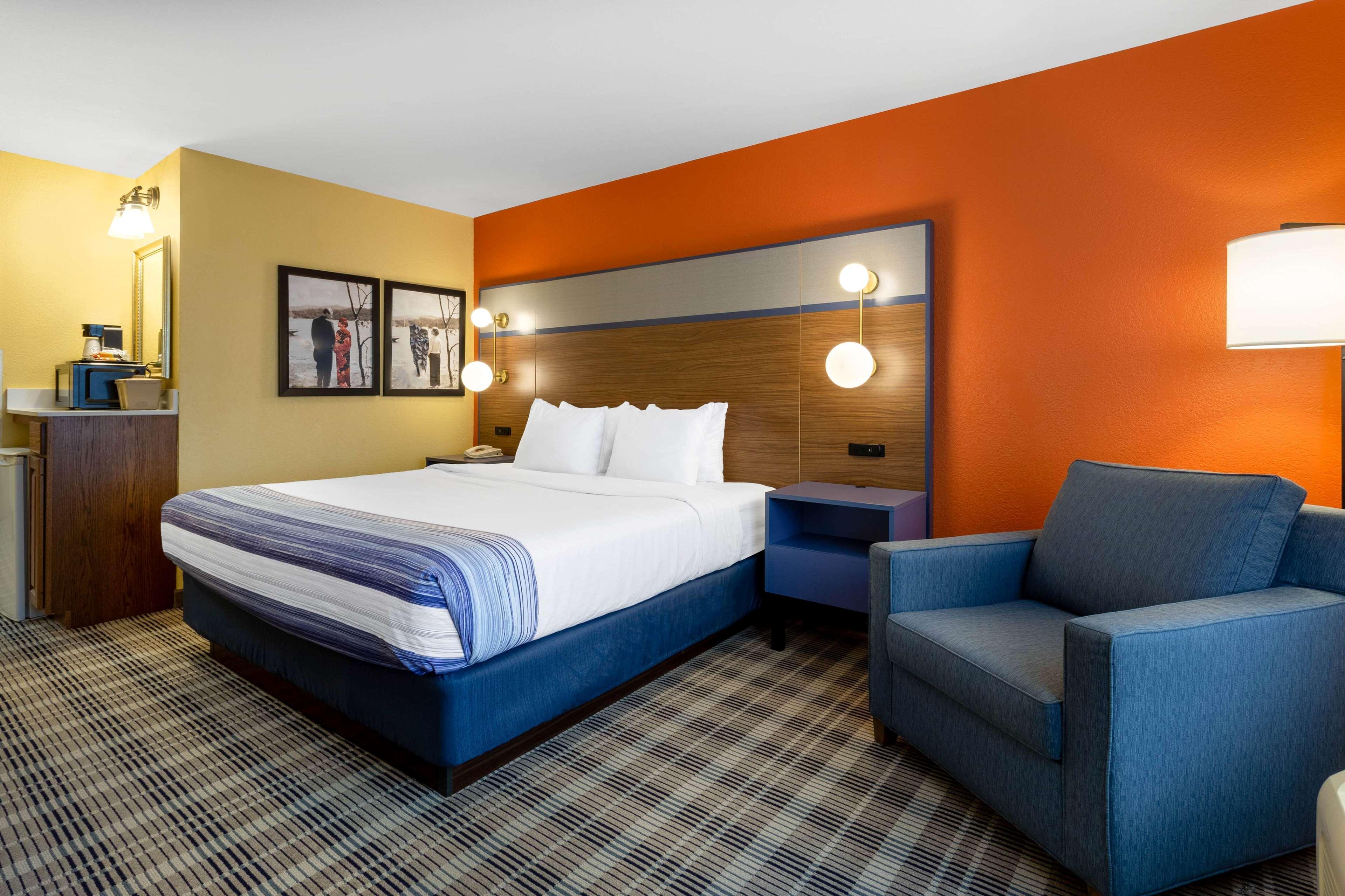Americinn By Wyndham Fulton Clinton Esterno foto