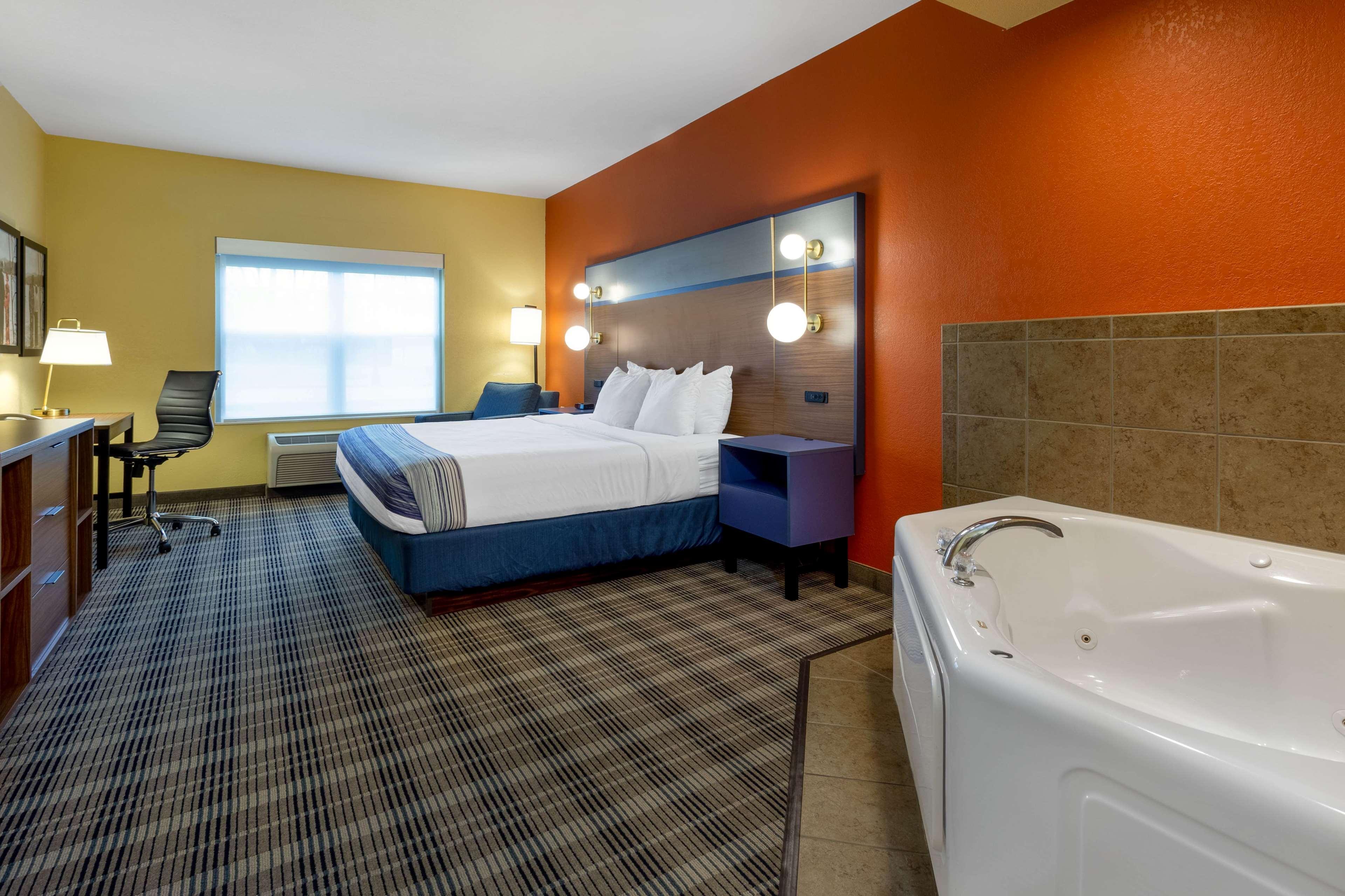 Americinn By Wyndham Fulton Clinton Esterno foto