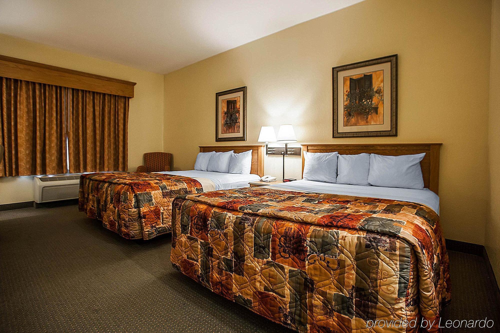 Americinn By Wyndham Fulton Clinton Esterno foto