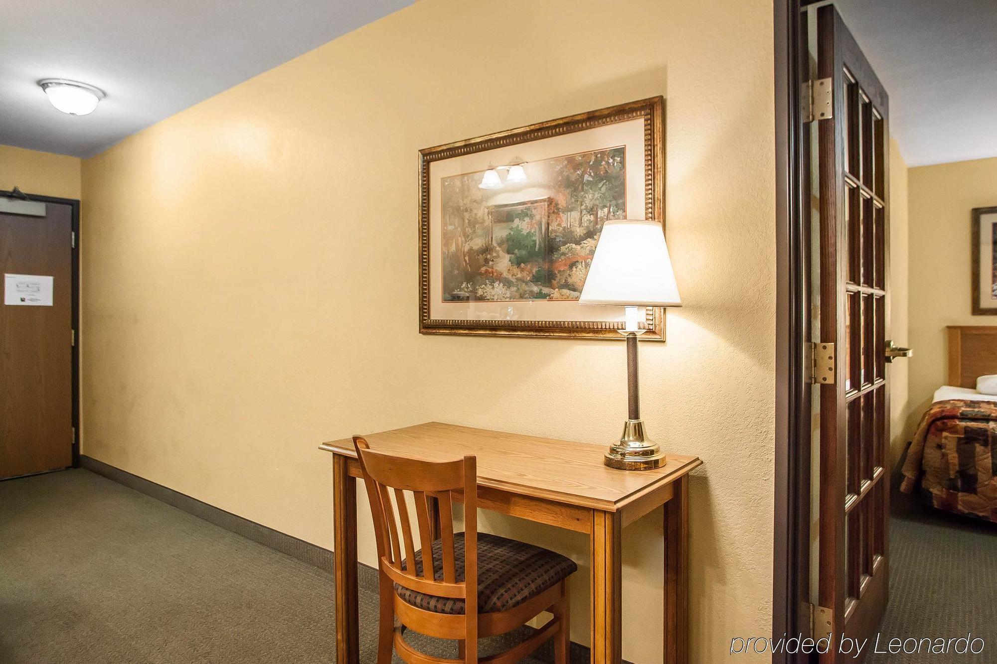 Americinn By Wyndham Fulton Clinton Esterno foto