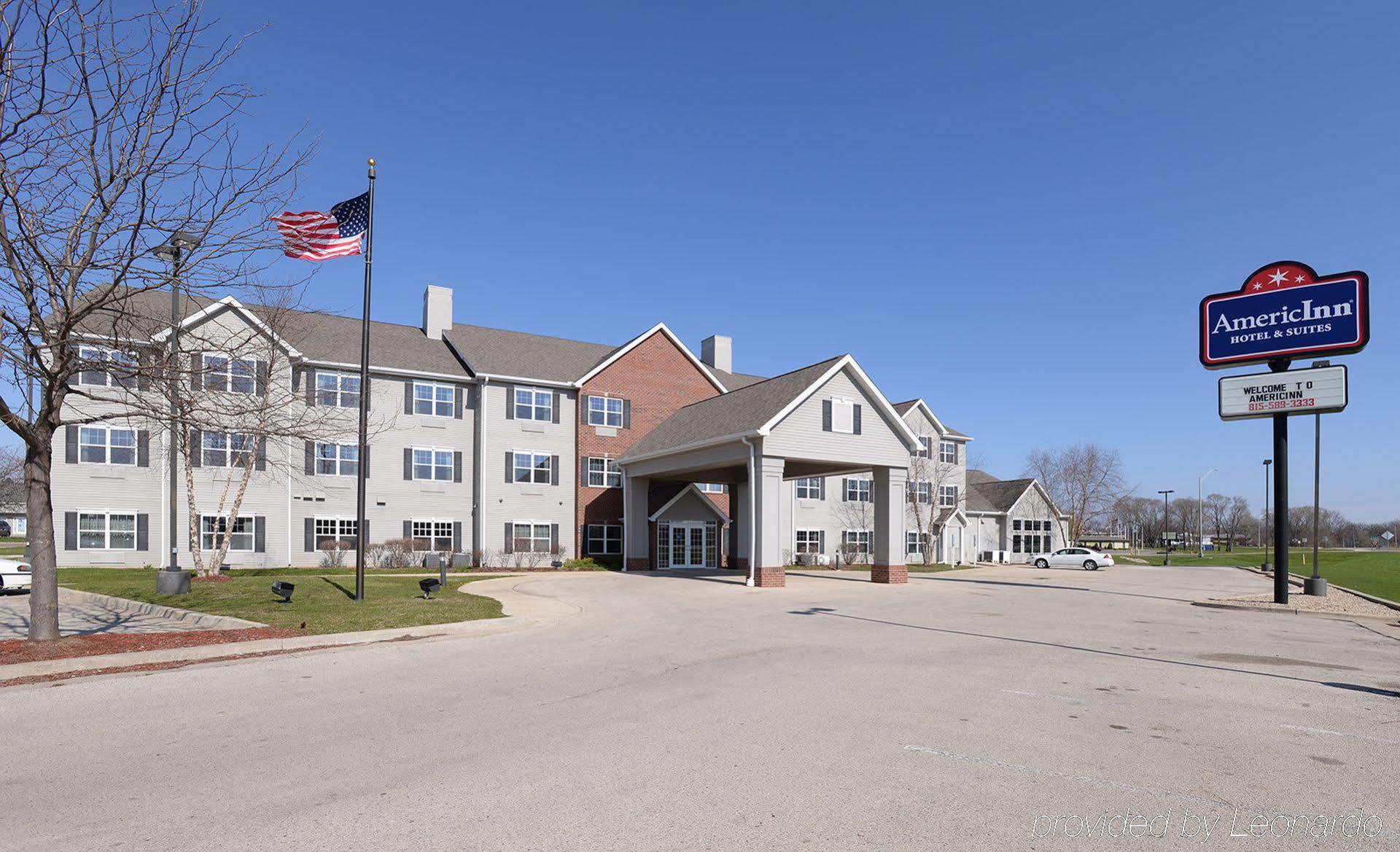 Americinn By Wyndham Fulton Clinton Esterno foto